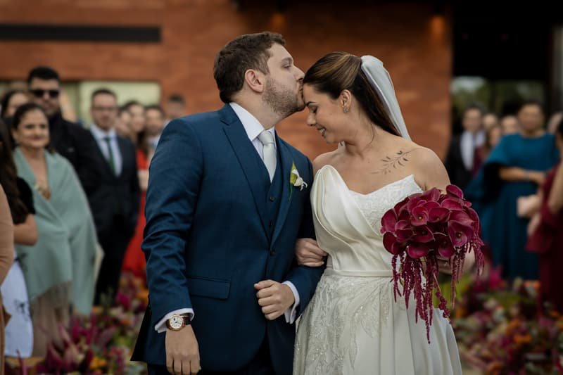 Fotógrafo de Casamento Católico: Como Fotografar a Cerimônia Religiosa com Respeito e Arte | Ivan Dias Fotógrafo